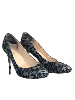 GUESS Leopard Print Heels Size 8